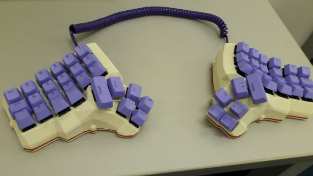 Dactyl manuform keyboard