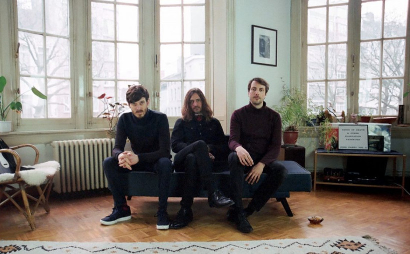 Dans Dans, foto Alex Schuurbiers, Druga godba