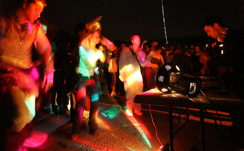 rave